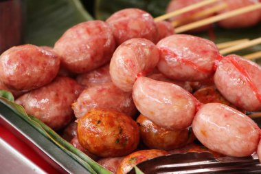 sosis Asya sokak gıda lezzetli ızgara