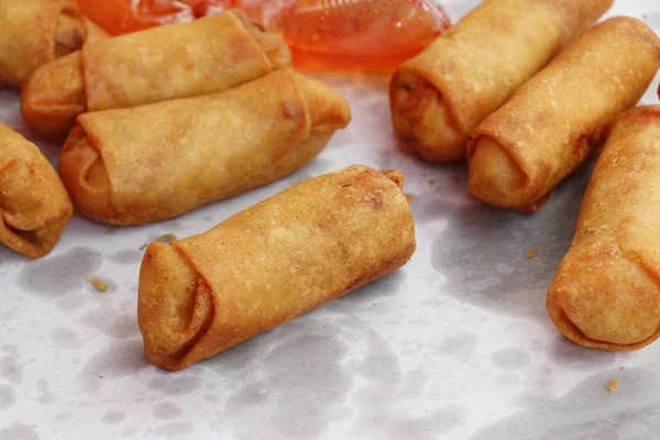 Gebakken loempia's traditionele voor voorgerecht voedsel — Stockfoto