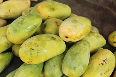 Mango meyve sokak gıda lezzetlidir