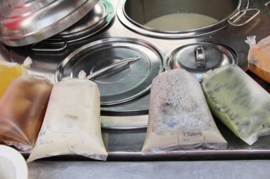 Soya Fasulye sütü içinde belgili tanımlık çarşı lezzetlidir