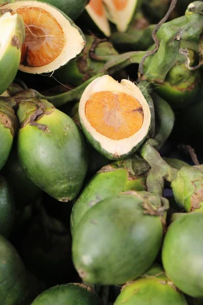 Betel palm met de natuur in straatvoedsel — Stockfoto