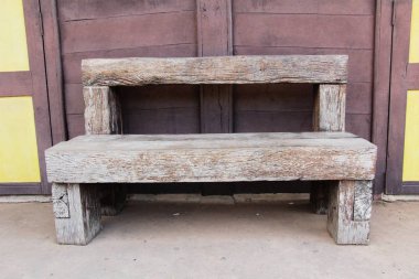 Bahçe vintage tarzı ahşap sandalye
