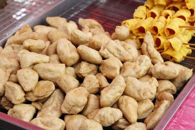 Kızarmış köfte sokak gıda lezzetli