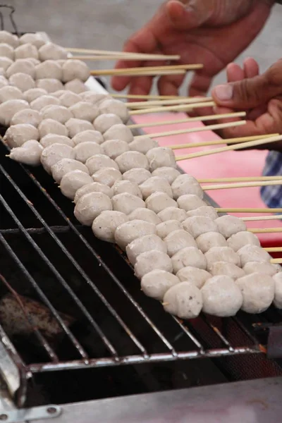 Grilled meatballs is delicious at street food — Stock Photo, Image