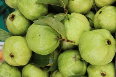 Guava meyve sokak gıda lezzetlidir