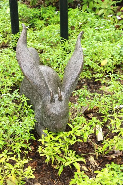 Rabbit decorative statue is beauty in garden — Stock Photo, Image