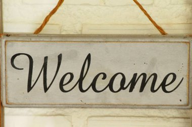 Hoş Geldiniz sayfasında arka plan doğa ile sembolize