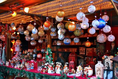 Vipiteno 'daki Noel pazarları İtalya' yı terk ediyor.