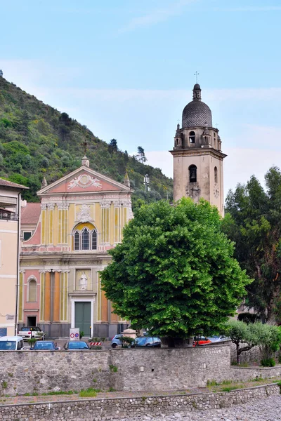 Iglesia Sant Antonio Abate Siglo Dolceacqua Italia — Foto de Stock
