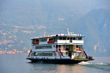  feribot 10 Temmuz 2020 Bellagio İtalya Gölü 'nde.