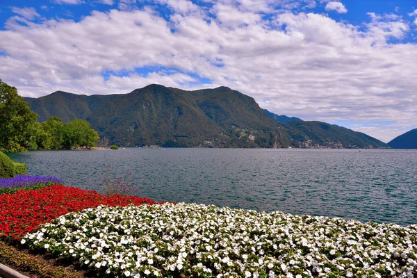 Parque Ciani Panorama Lago Lugano Suíça — Fotografia de Stock