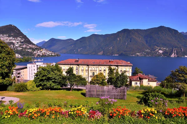 Tassino Parkı Lugano Gölü Panoraması — Stok fotoğraf
