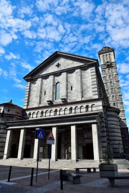 Zafer Leydimiz Lecco İtalya 'nın mabedi