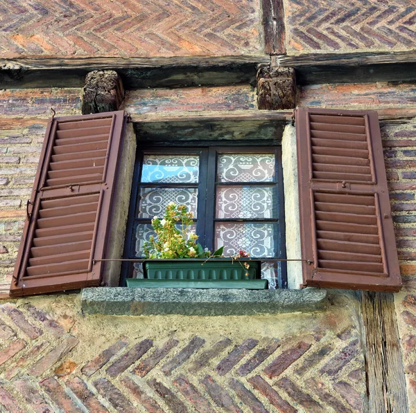 Malerische Fenster Von Häusern Historischen Zentrum Von Como Italien — Stockfoto