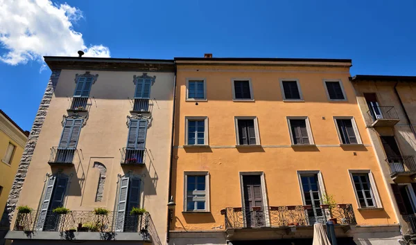 Дома Исторической Италии Como — стоковое фото