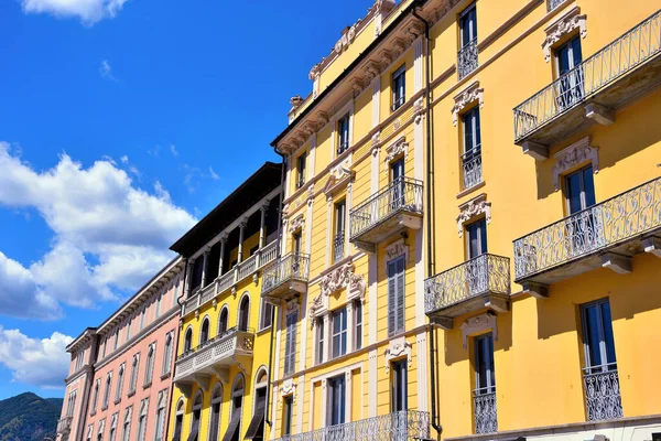 Historiska Byggnader Como Italien — Stockfoto