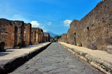 Antik Roma şehri Pompeii İtalya 'nın kalıntıları, MS 79 yılında Vesuvius' un patlaması sonrasında kül ile yok edildi ve gömüldü.