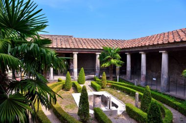 Arkeoloji parkında bahçesi olan tipik lüks ev 11 Eylül 2020 Pompeii İtalya