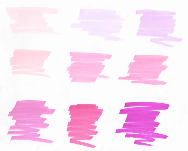 Textura de marcadores de pintura rosa trazos horizontales aislados sobre fondo blanco. Doodles dibujados a mano o elemento de diseño de líneas de eclosión . —  Fotos de Stock