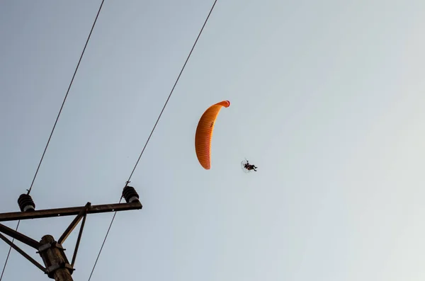 Parapente Proximité Fil Électrique Dangereux — Photo