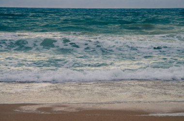 büyük dalgalar deniz ve pebble Beach