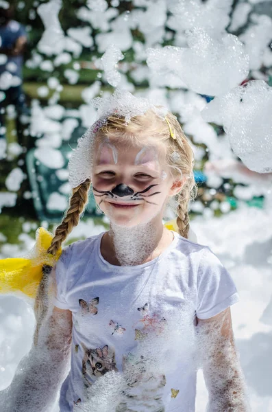 Fiesta de la espuma infantil —  Fotos de Stock