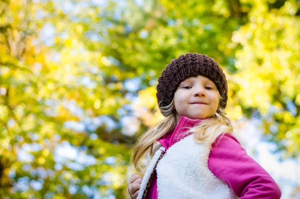 Adorable child in afternoon golden hour time — Stock Photo, Image