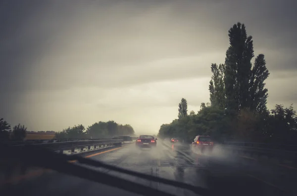 Brutto tempo in autostrada — Foto Stock