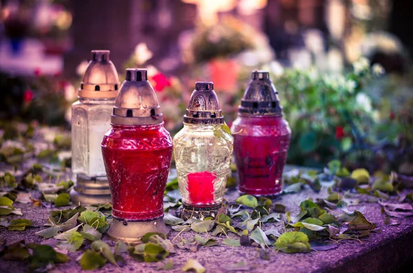 Burning Candles Lanterns Grave Colorful Autumnal Atmosphere Sunny Afternoon — Stock Photo, Image