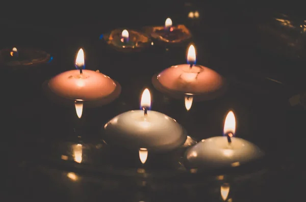 Jul Tradition Nöt Skal Flyter Vattenytan Östeuropa Tradition Med Bokeh — Stockfoto