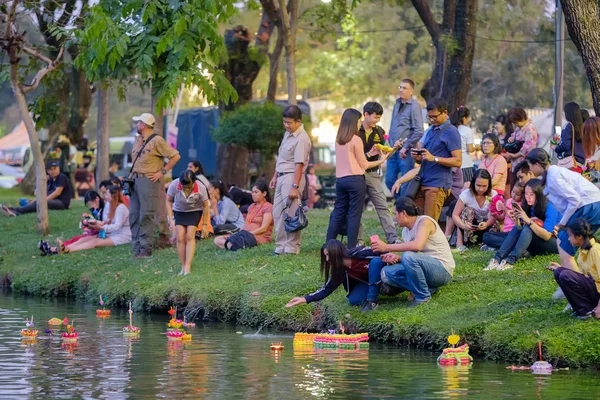 Bangkok Thailand November 2018 Loy Kratong Festival Gevierd Tijdens Volle — Stockfoto