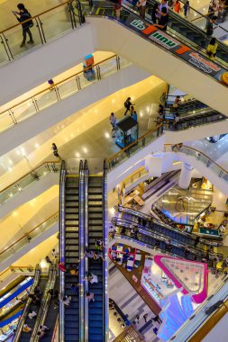 Centralplaza Rama 9, Centralplaza br en son ek