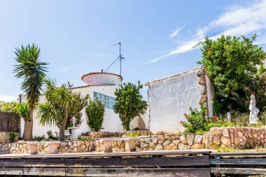 İspanya, Costa Brava, Empuriabrava, 2019 yazı. İspanyol Venedik.