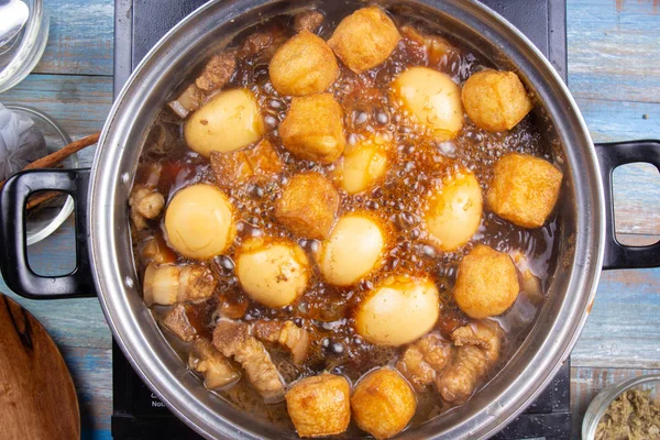 Chef Kok Buikspek Varkensvlees Pot Koken Cooking Concept Van Zoete — Stockfoto
