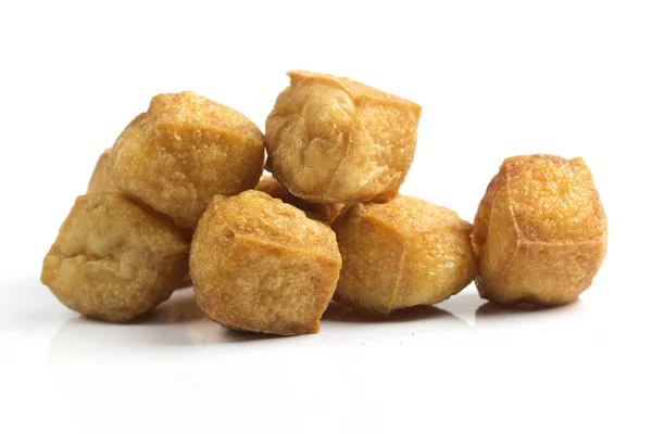 Deep Fried Tofu Isolerad Vit Bakgrund — Stockfoto