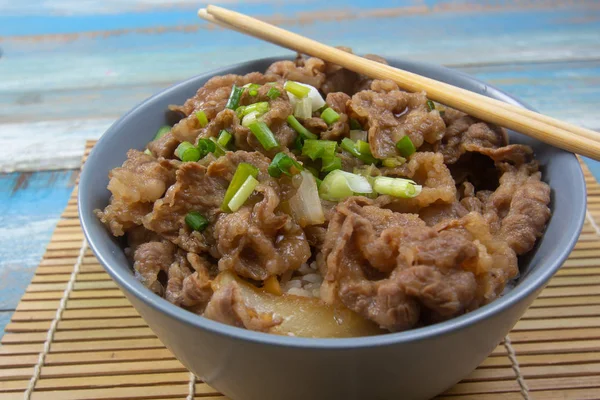 Gekochtes Rindfleisch Mit Reis Auf Schüssel Japanisches Essen Kochen Gyudon — Stockfoto