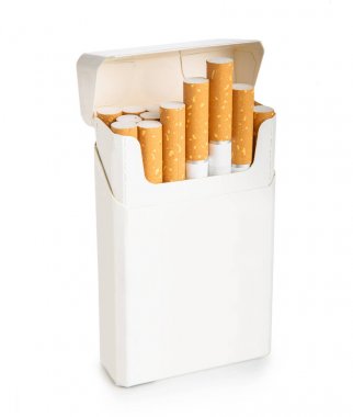 beyaz izole açık kutuda hiçbir isim sigara, kopya alanı