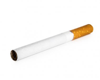 bir sigaranın üzerinde beyaz izole 