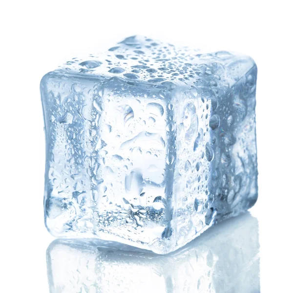 Cubo Gelo Frio Fresco Com Gotas Água Perto — Fotografia de Stock