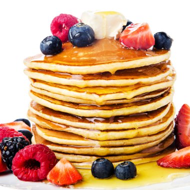 taze çilek ve meyve ile krep 