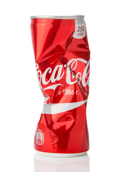 Skompresowany Oryginał Coca Cola Może Pić Studio Strzał — Zdjęcie stockowe