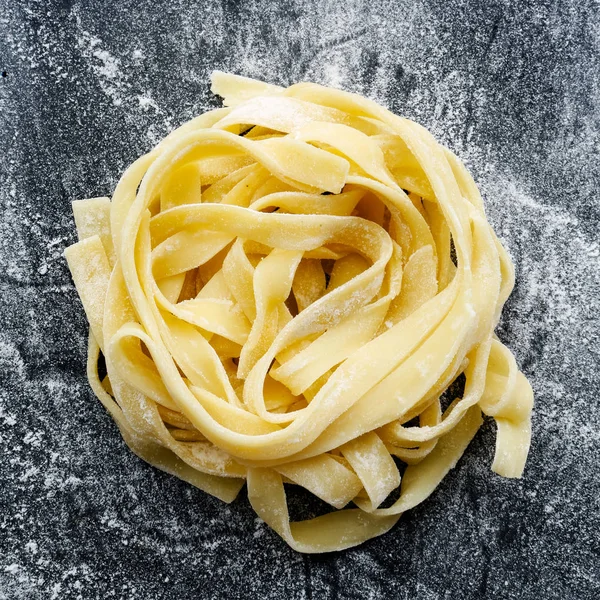 Homemade Pasta Dark Background Flour — Stock Photo, Image