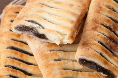 Yaban mersinli küçük meyveli kek, yakın çekim, yerel odak