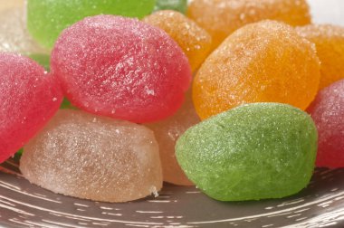 Seramik tabakta reçel, yakın çekim.