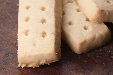 Kereste tahtasında kurabiye çanları, kapatın.