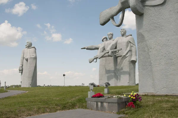 Μνημείο Των Ηρώων Του Πανφίλωφ Περιοχή Μόσχας Περιφέρεια Volokolamsk Dubosekovo — Φωτογραφία Αρχείου