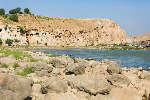Utsikten Över Tigris River Valley Forntida Grotthus Staden Hasankeyf Turkiet — Stockfoto