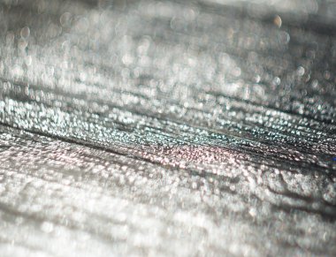 Su damlacıkları ile siyah arka plan