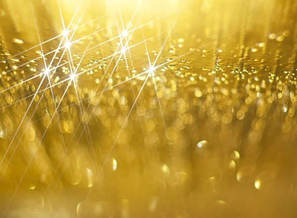 Diamant Glanz Auf Goldenem Hintergrund — Stockfoto