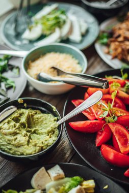 Tablo çeşitli gıda ile